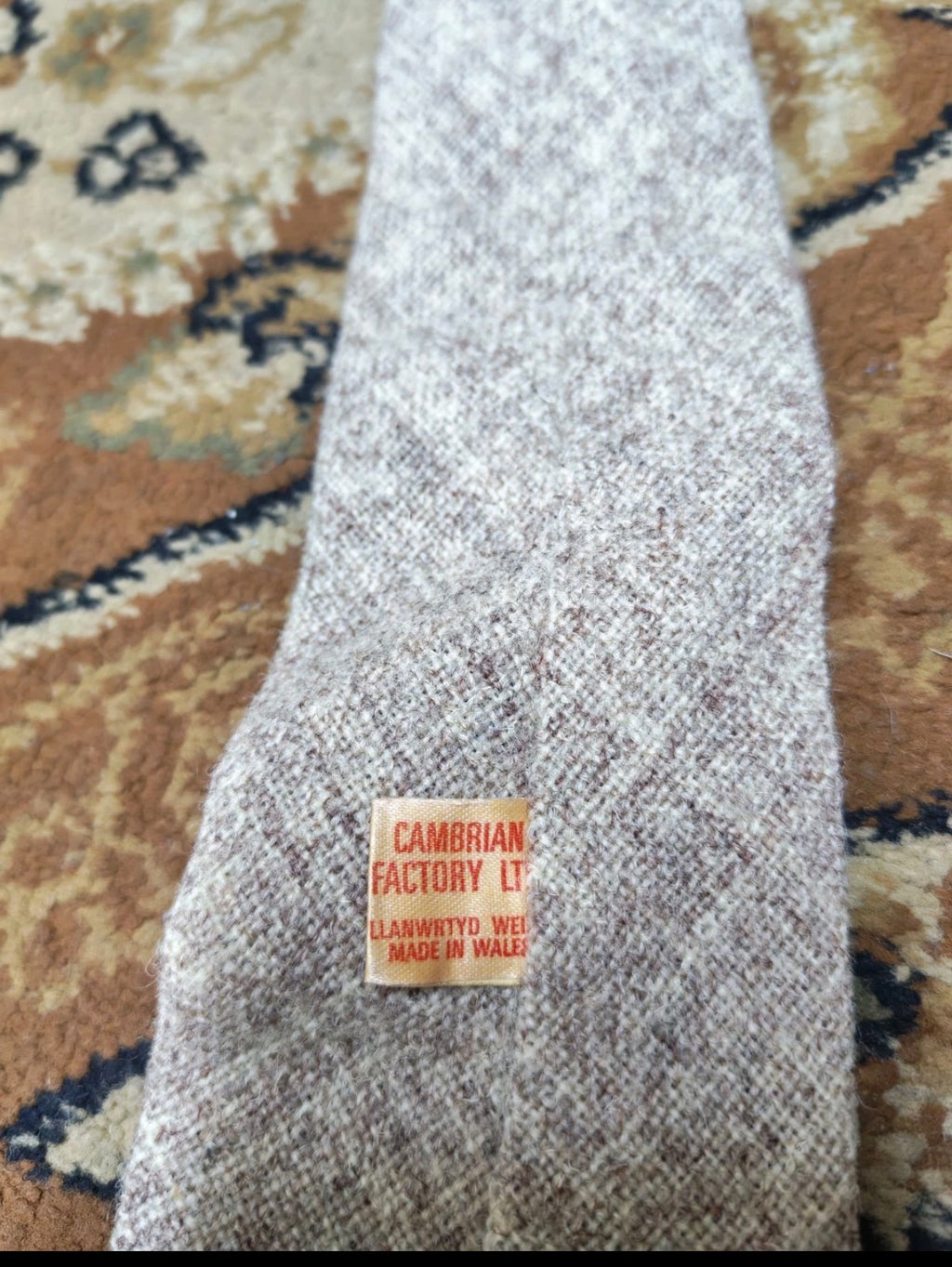 Vintage classic 100% pure wool handwoven Tweed Retro beige brown neck tie