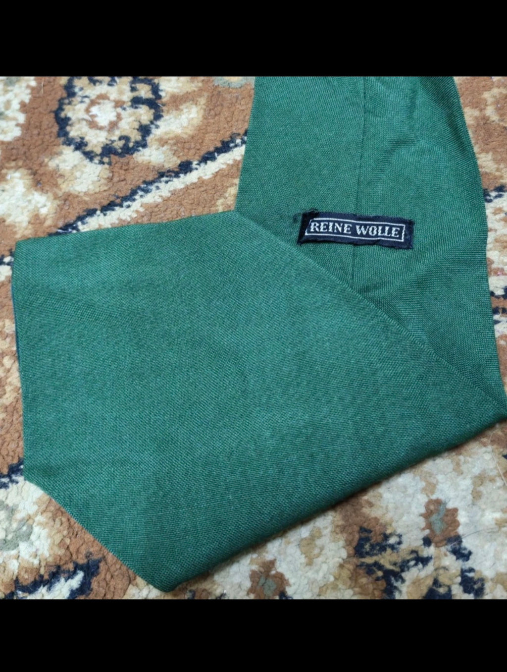1970s Vintage classic 100% pure wool Retro green wide neck tie