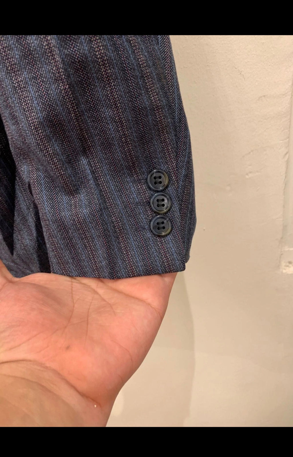 Vintage all worsted wool striped 2 button blue unique suit 40R