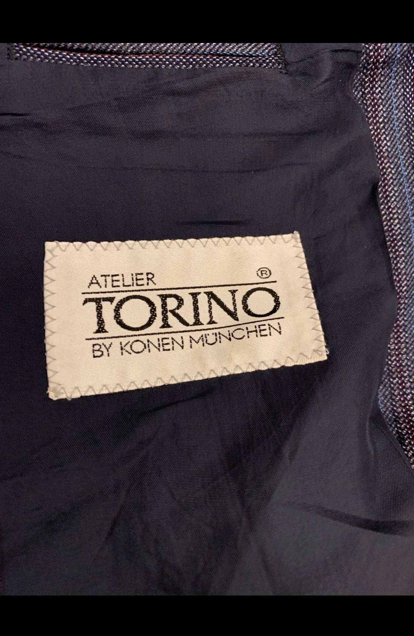 Vintage all worsted wool striped 2 button blue unique suit 40R