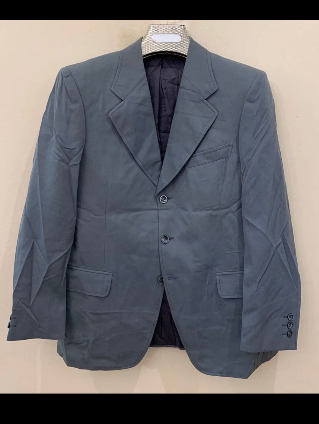 1970s Vintage pure wool unique blue classic 3 button suit 36S 36R