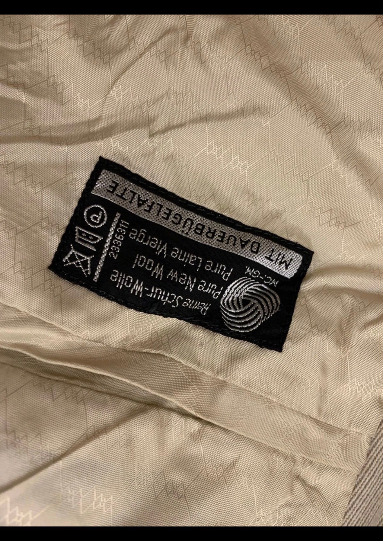 1970s Vintage pure wool classic beige 2 button unique suit 42R