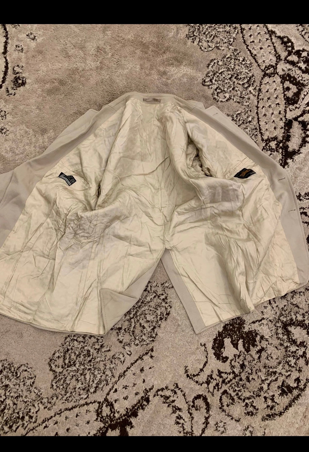 1970s Vintage pure wool classic beige 2 button unique suit 42R