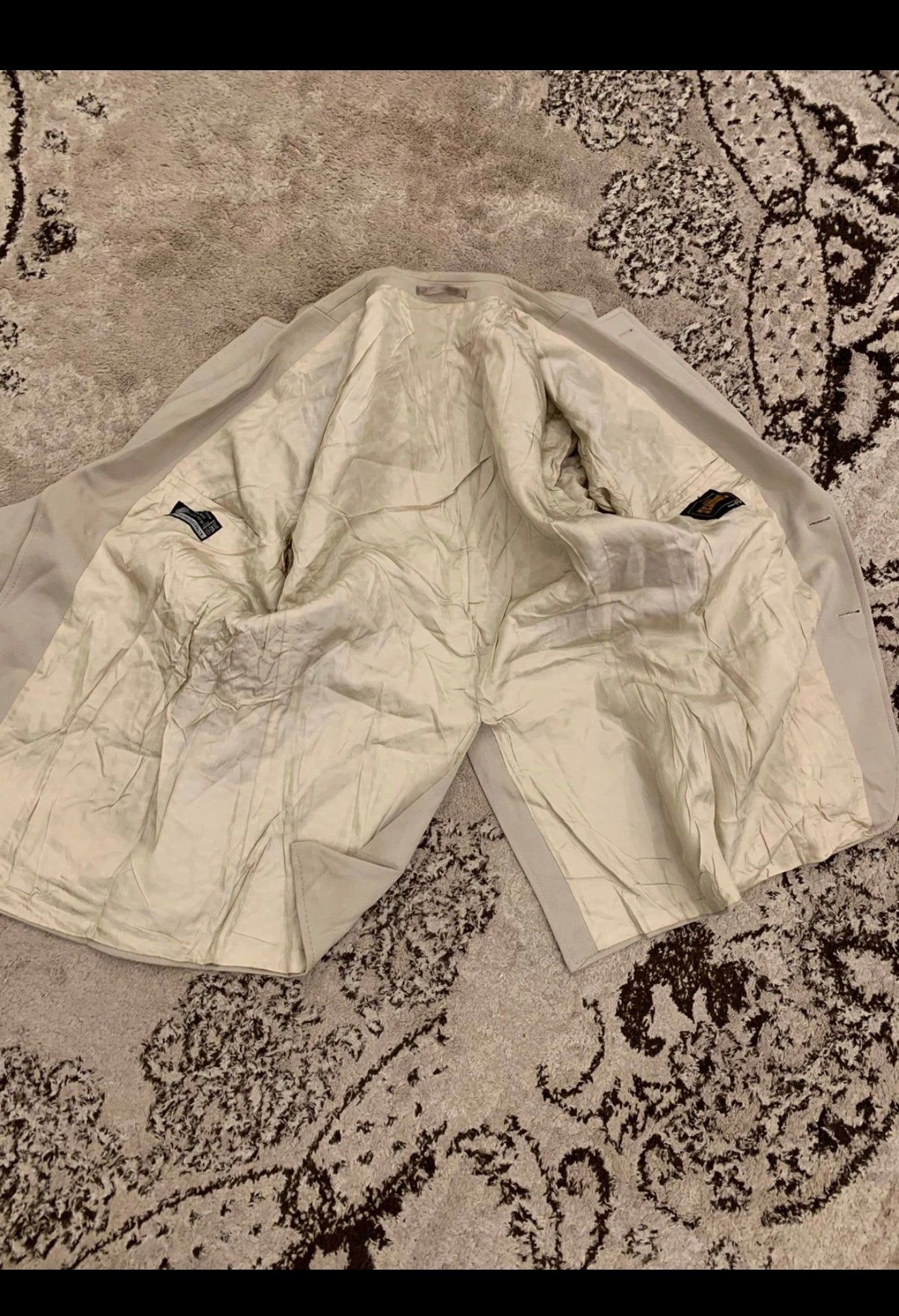 1970s Vintage pure wool classic beige 2 button unique suit 42R