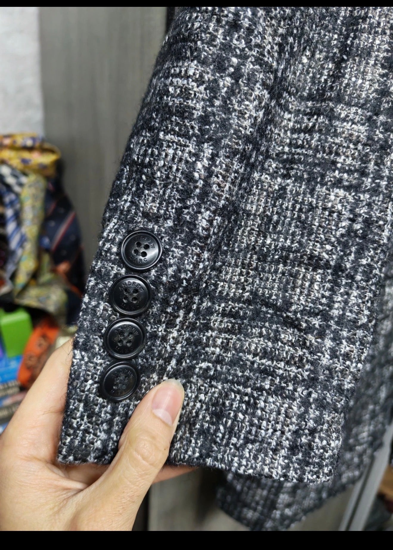 Classic unique style wool blend camouflage Andrew Marc slim over coat 40R 40S