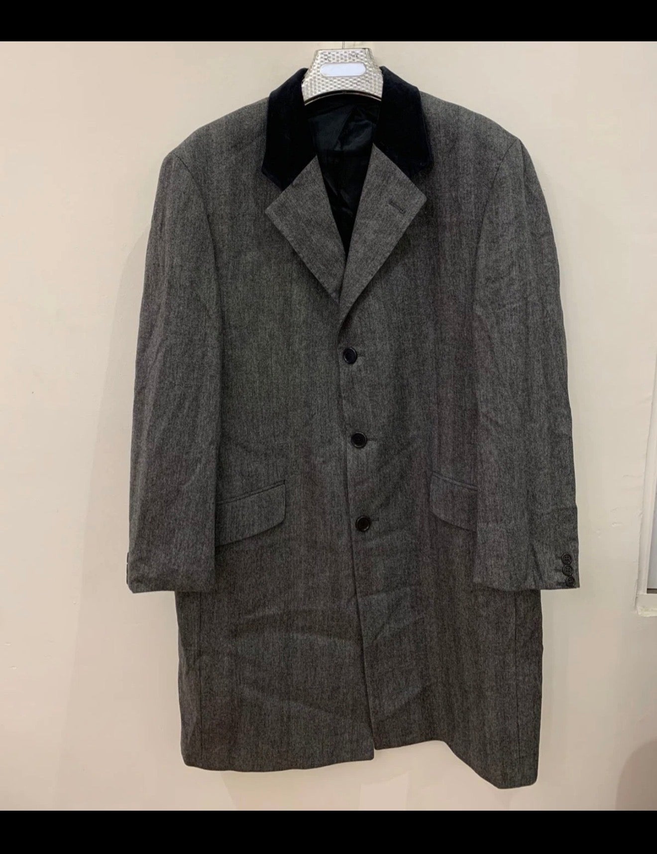 Classic Super 100s wool Vitale Barberis Canonico velvet collar over coat 46R XL