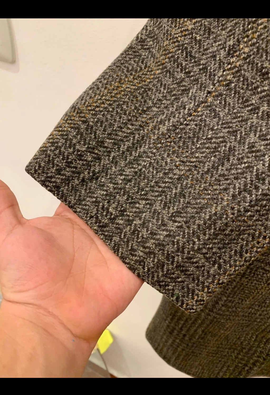 1970s Vintage pure wool Tweed glen check classic raglan over coat 48R XL