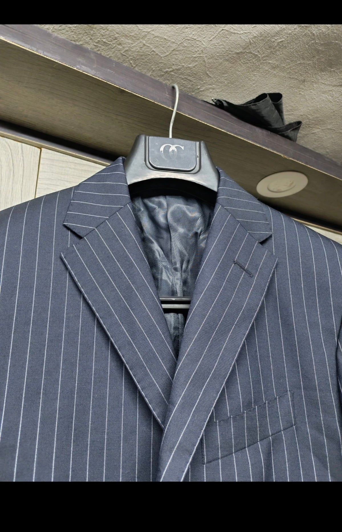 Classic Collection Corneliani extrafine pure wool chalk stripes navy suit 34R