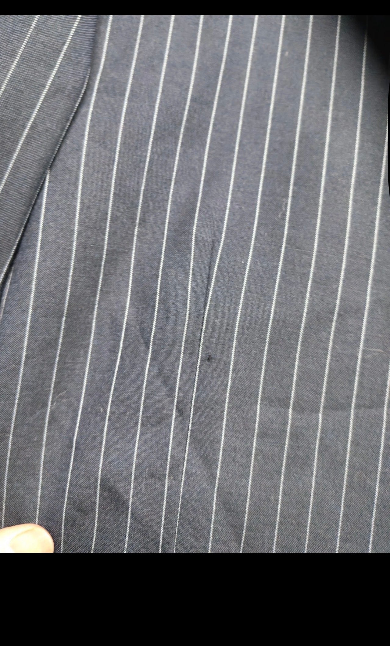 Classic Collection Corneliani extrafine pure wool chalk stripes navy suit 34R