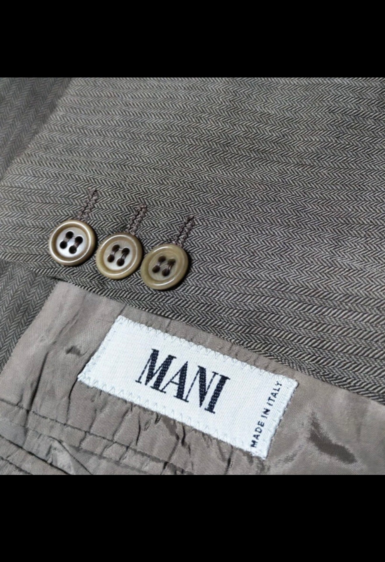 Vintage Mani by Giorgio Armani wool blend classic brown 3 button suit 40L