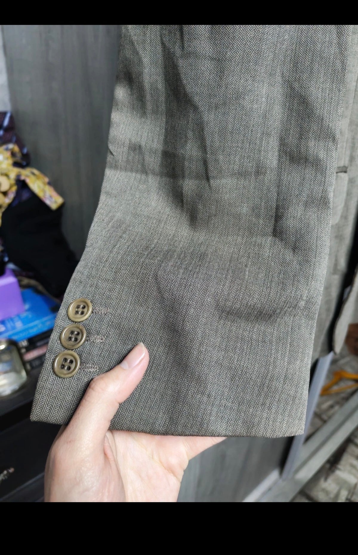 Vintage Mani by Giorgio Armani wool blend classic brown 3 button suit 40L