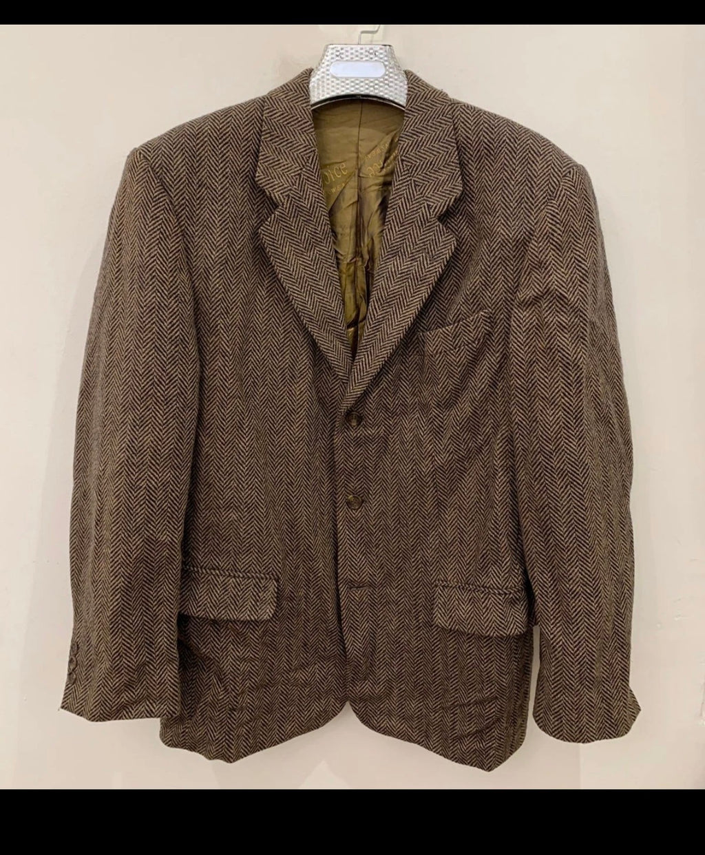 Vintage wool blend Tweed herringbone brown hunting jacket blazer 44R 44L