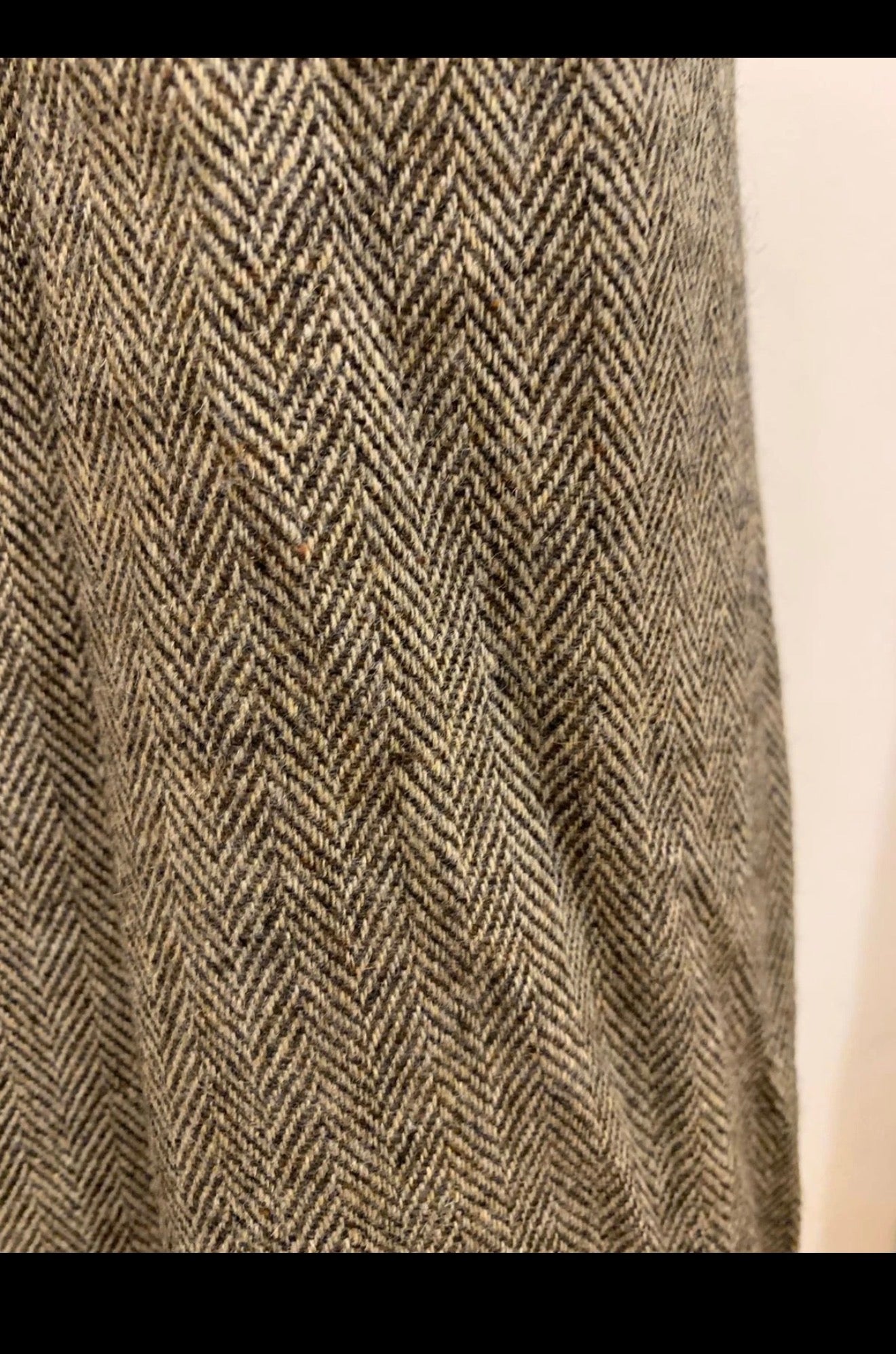 Vintage pure wool Tweed herringbone brown hunting jacket blazer 42R