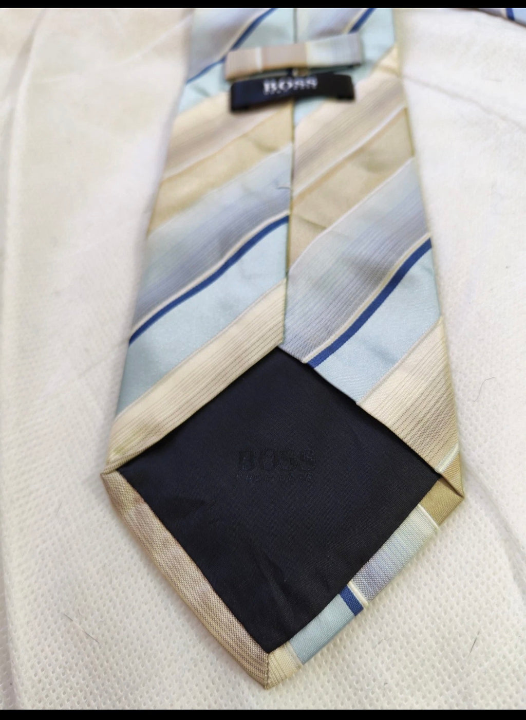 Vintage Hugo Boss classic 100% all silk Retro luxury bar code neck tie