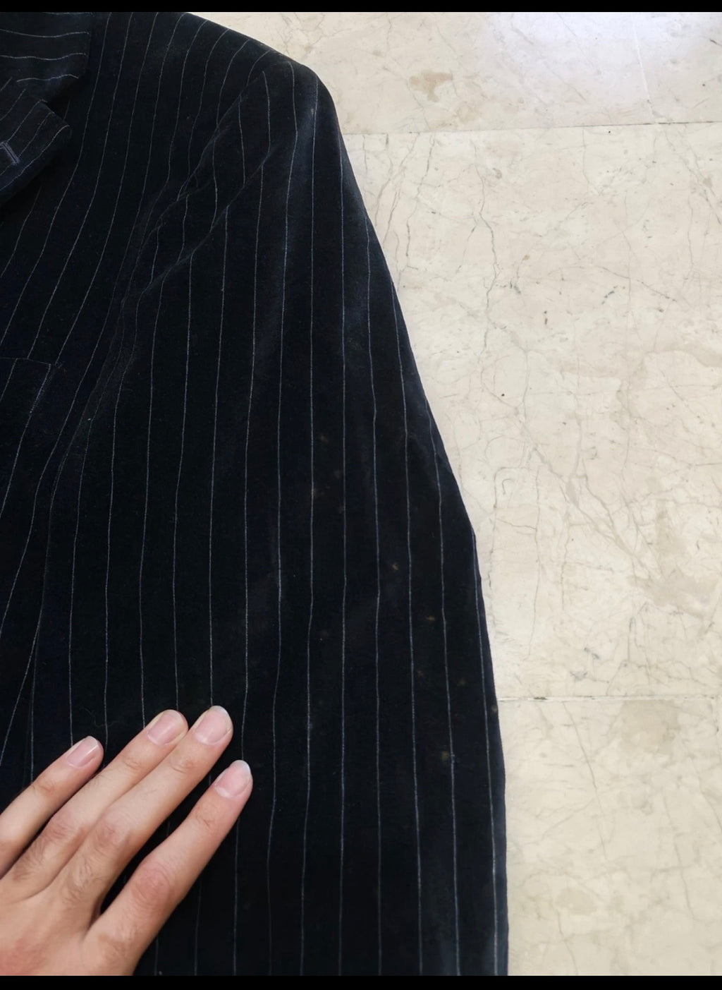 Vintage 100% cotton velvet classic chalk stripes black 3 button suit 40R