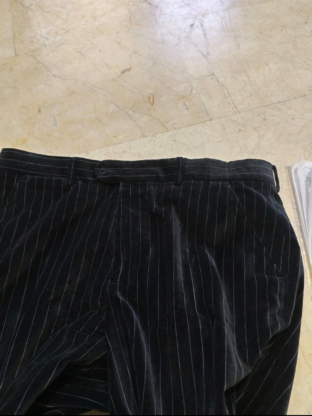 Vintage 100% cotton velvet classic chalk stripes black 3 button suit 40R