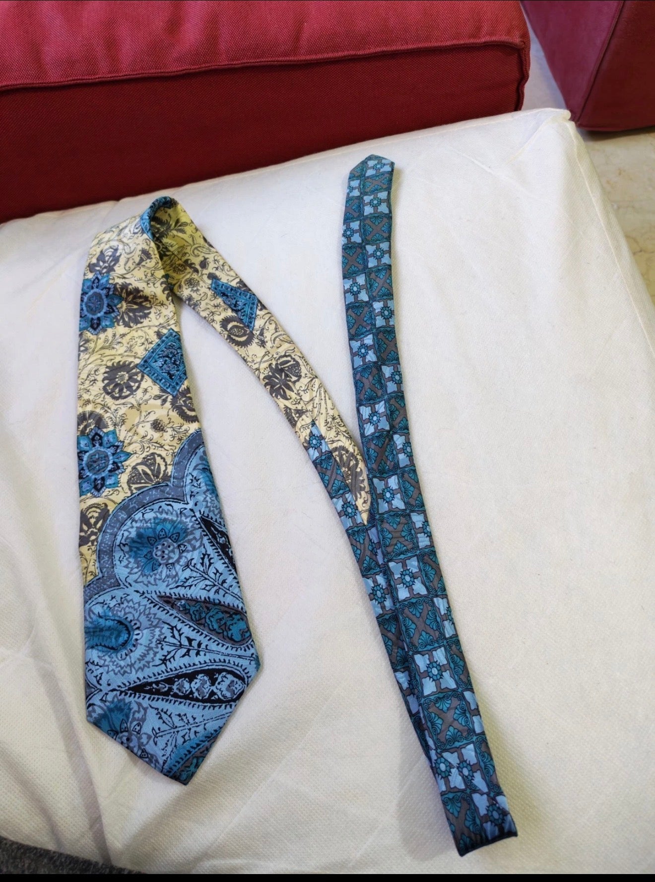 Vintage Westbury 100% all silk luxury paisley floral turquoise neck tie