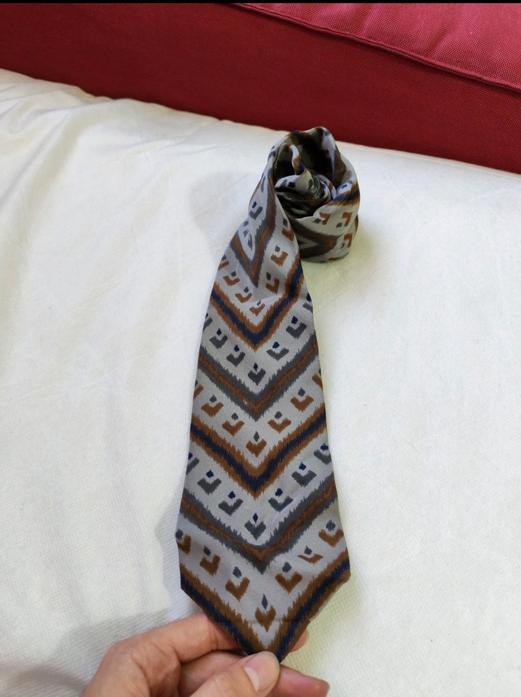 Vintage Westbury classic 100% all silk fancy geometric motif neck tie