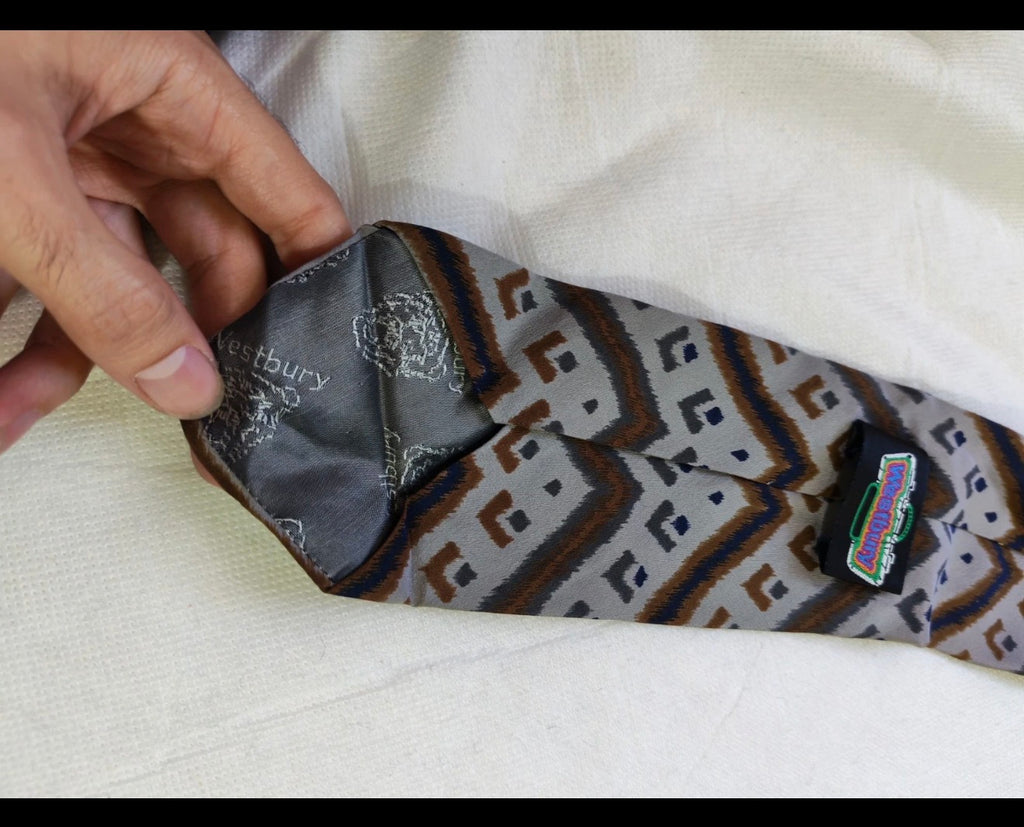 Vintage Westbury classic 100% all silk fancy geometric motif neck tie