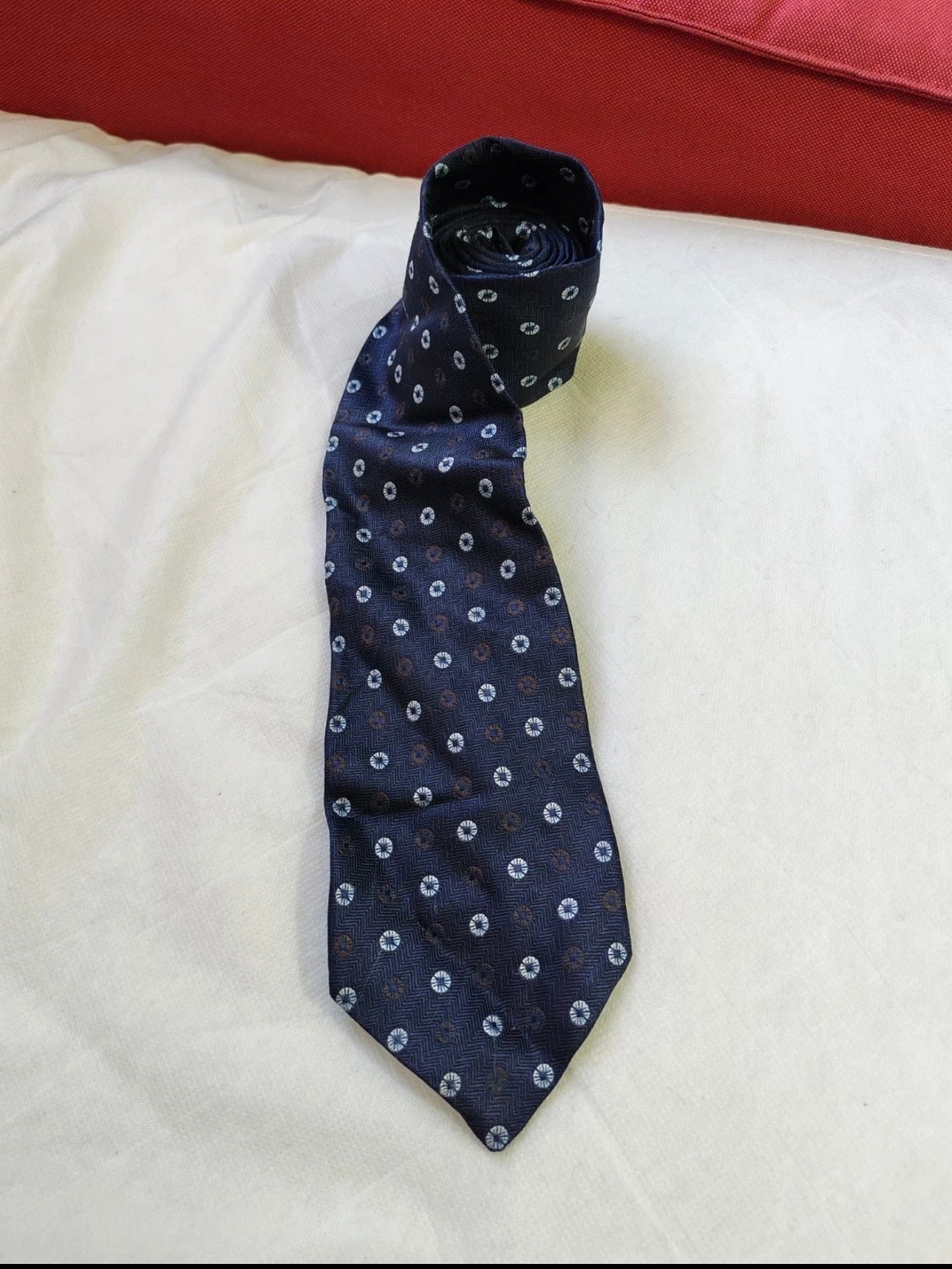 Vintage Ermenegildo Zegna classic 100% all silk luxury geometric navy neck tie