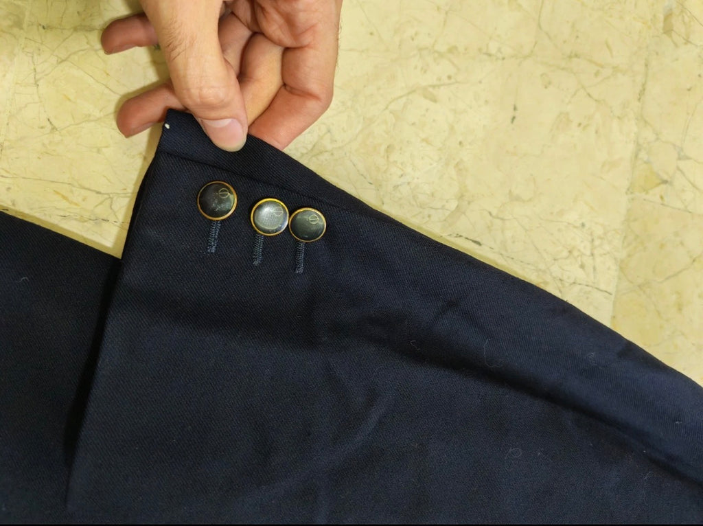 Vintage Austin Reed pure wool double breasted gold button navy jacket blazer 44R