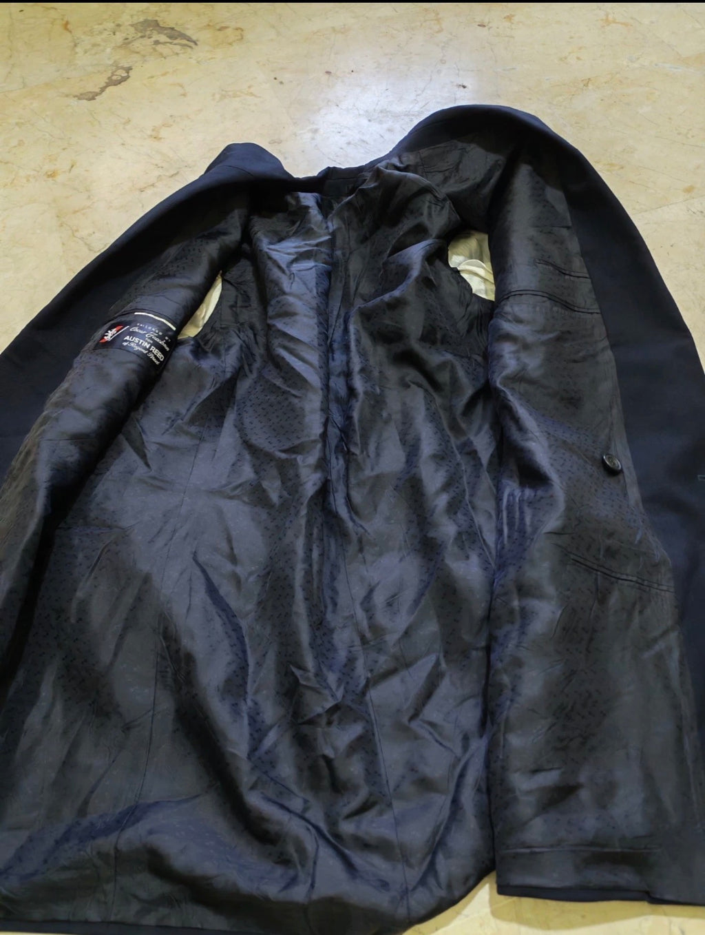 Vintage Austin Reed pure wool double breasted gold button navy jacket blazer 44R