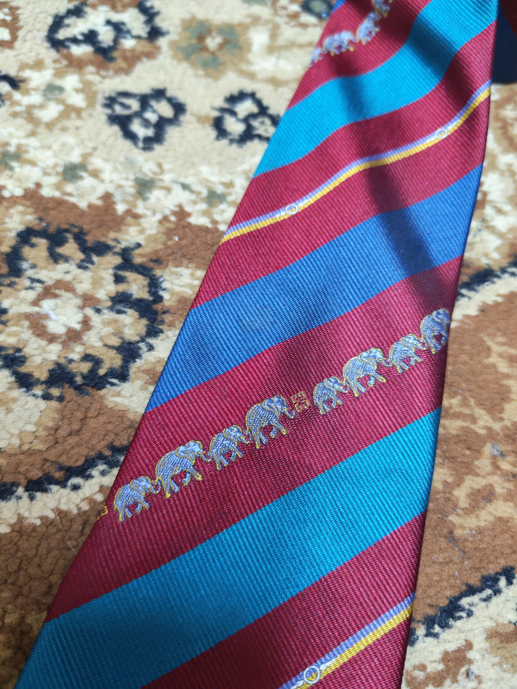 mens vintage Givenchy 100% all silk classic retro luxury striped motif neck tie
