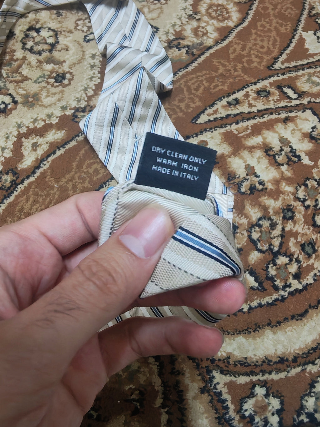 mens vintage Ermenegildo Zegna classic 100% all silk beige Regimental neck tie