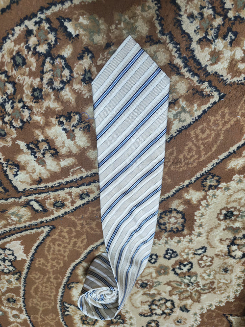 mens vintage Ermenegildo Zegna classic 100% all silk beige Regimental neck tie
