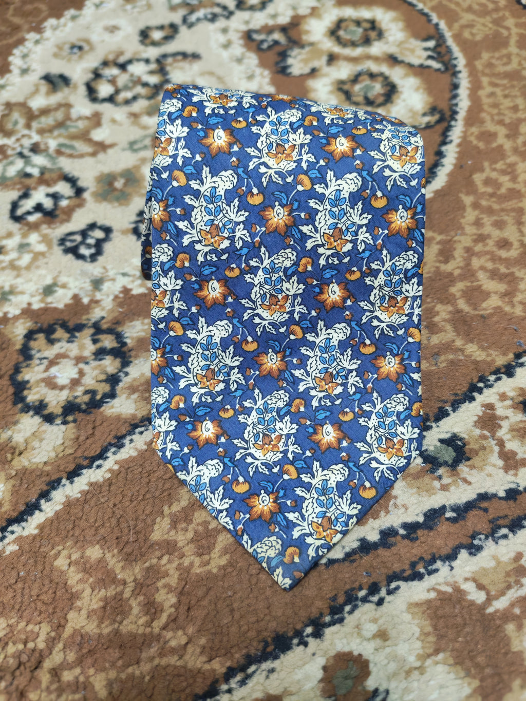 mens vintage Hugo Boss classic 100% cotton luxury paisley floral neck tie