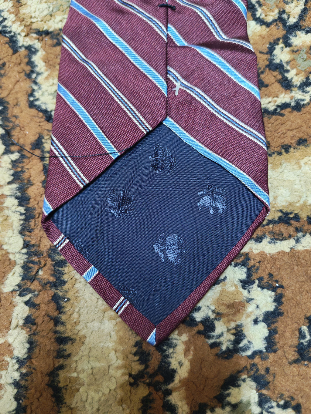 Vintage Brooks Brothers Makers classic 100% all silk burgundy Repp neck tie