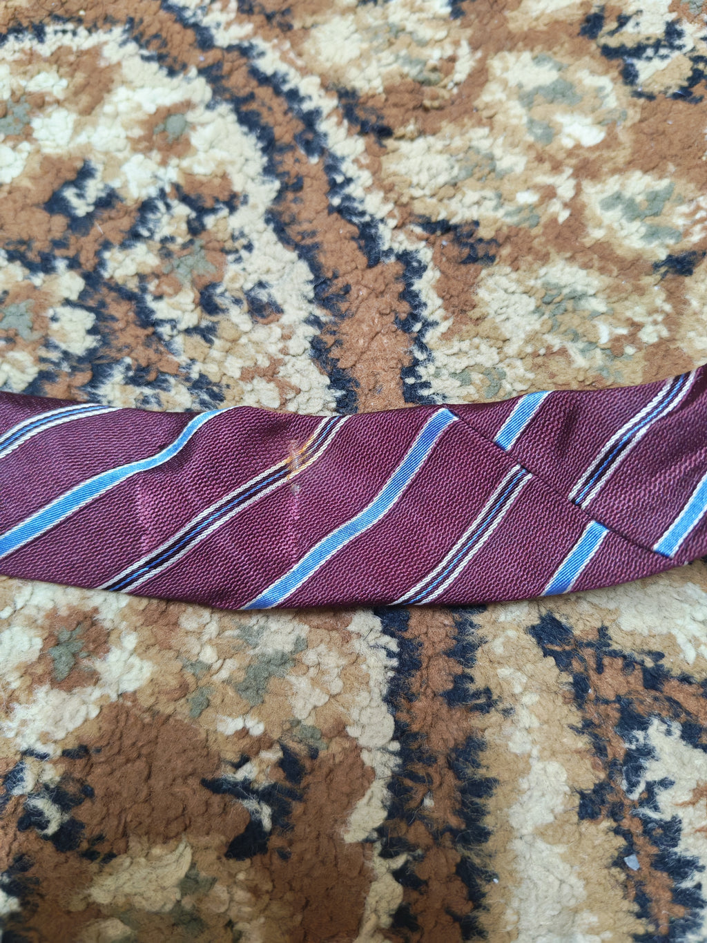 Vintage Brooks Brothers Makers classic 100% all silk burgundy Repp neck tie