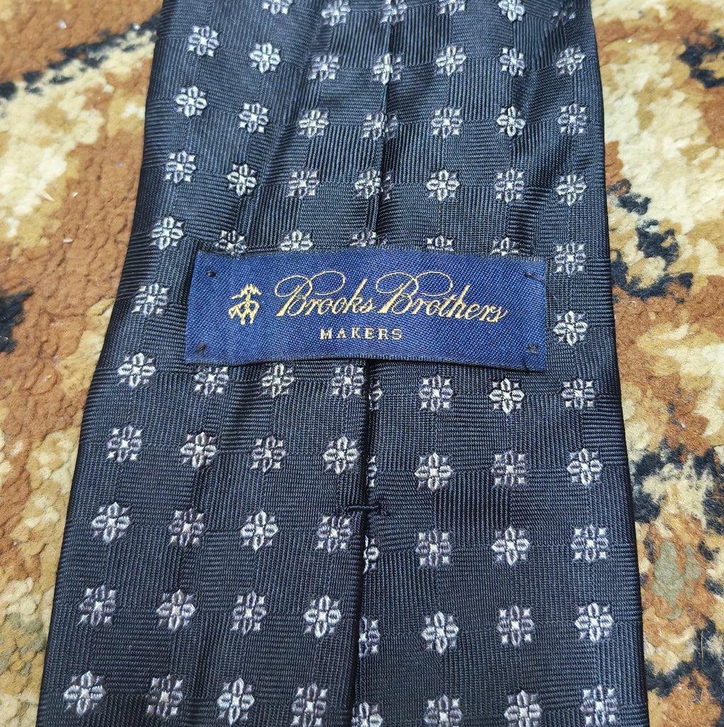 mens vintage Brooks Brothers Makers classic 100% all silk luxury black neck tie