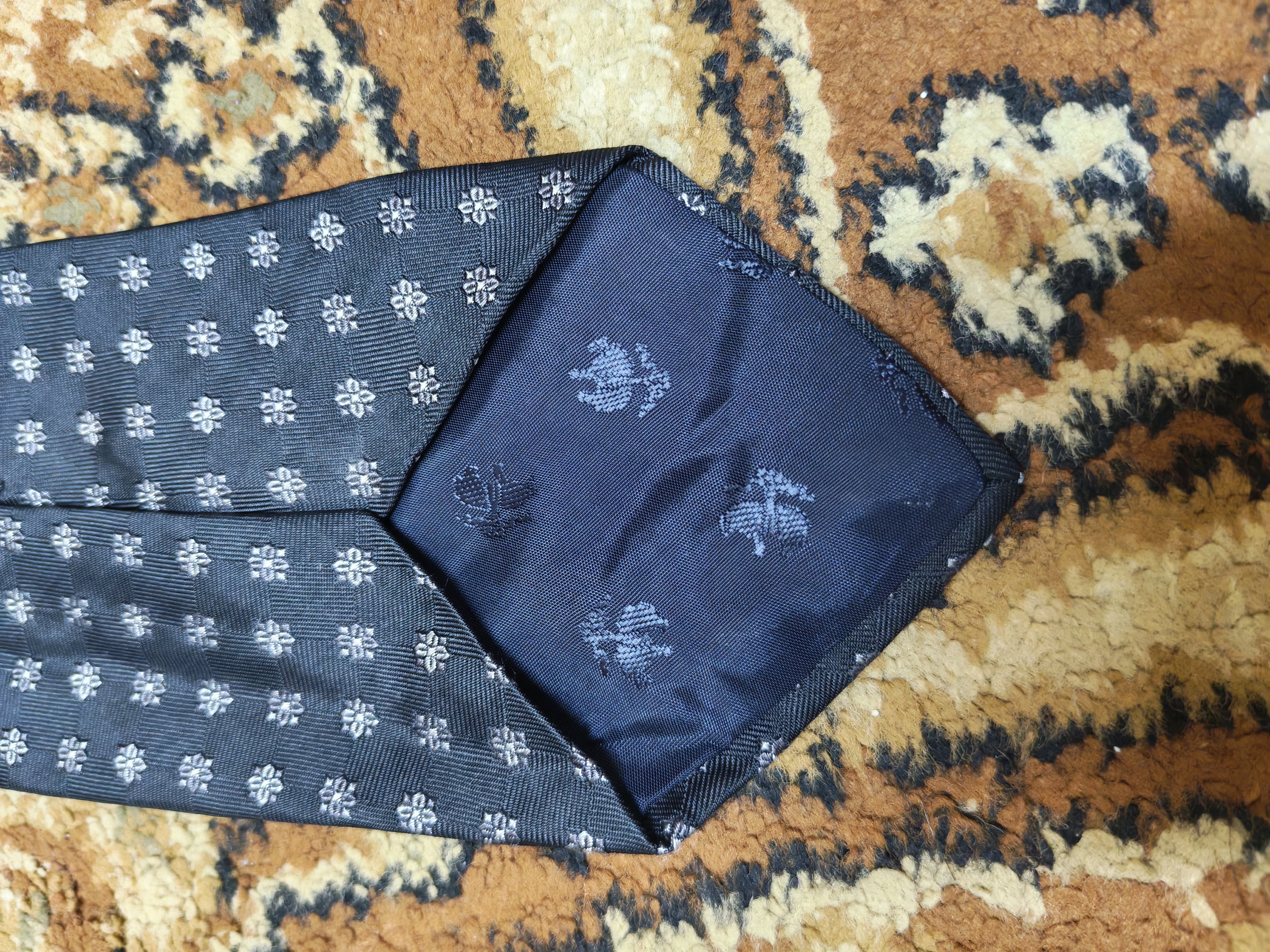 mens vintage Brooks Brothers Makers classic 100% all silk luxury black neck tie