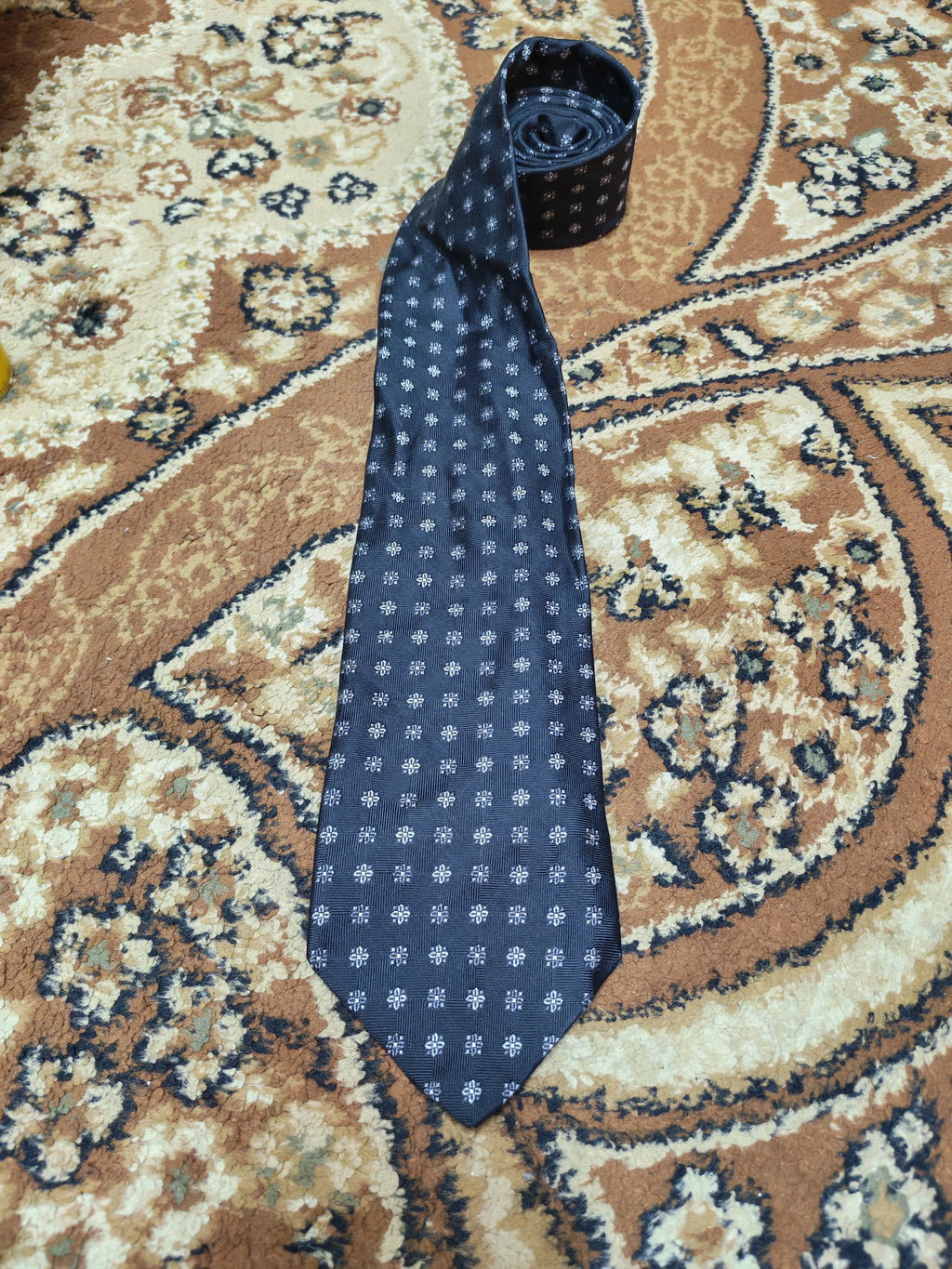 mens vintage Brooks Brothers Makers classic 100% all silk luxury black neck tie