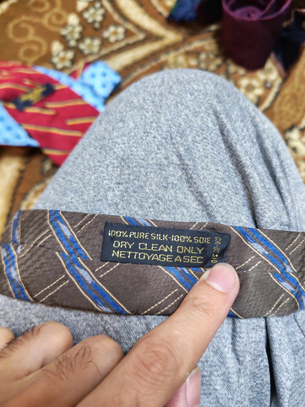 mens vintage Giorgio Armani Cravatte 100% all silk luxury plaid brown neck tie