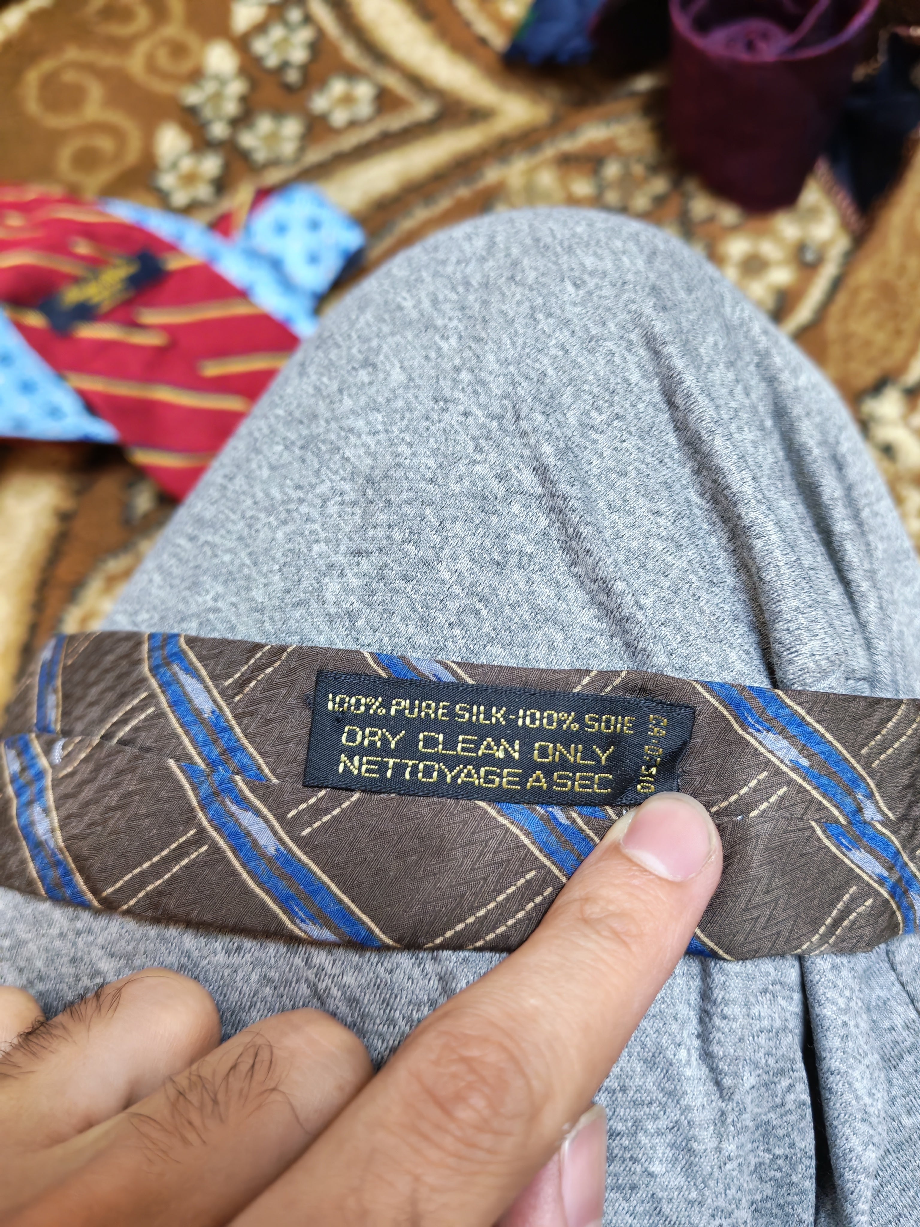 mens vintage Giorgio Armani Cravatte 100% all silk luxury plaid brown neck tie