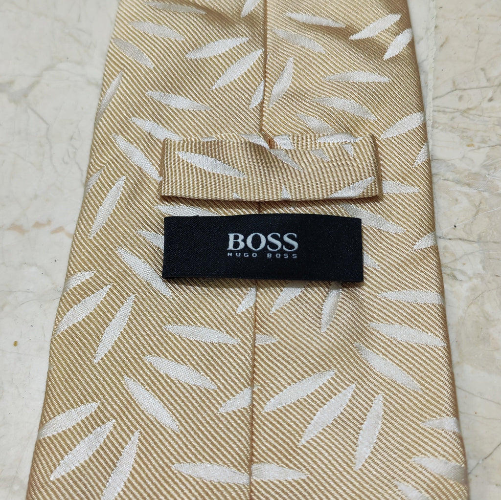 mens vintage Hugo Boss classic 100% all silk luxury floral beige neck tie
