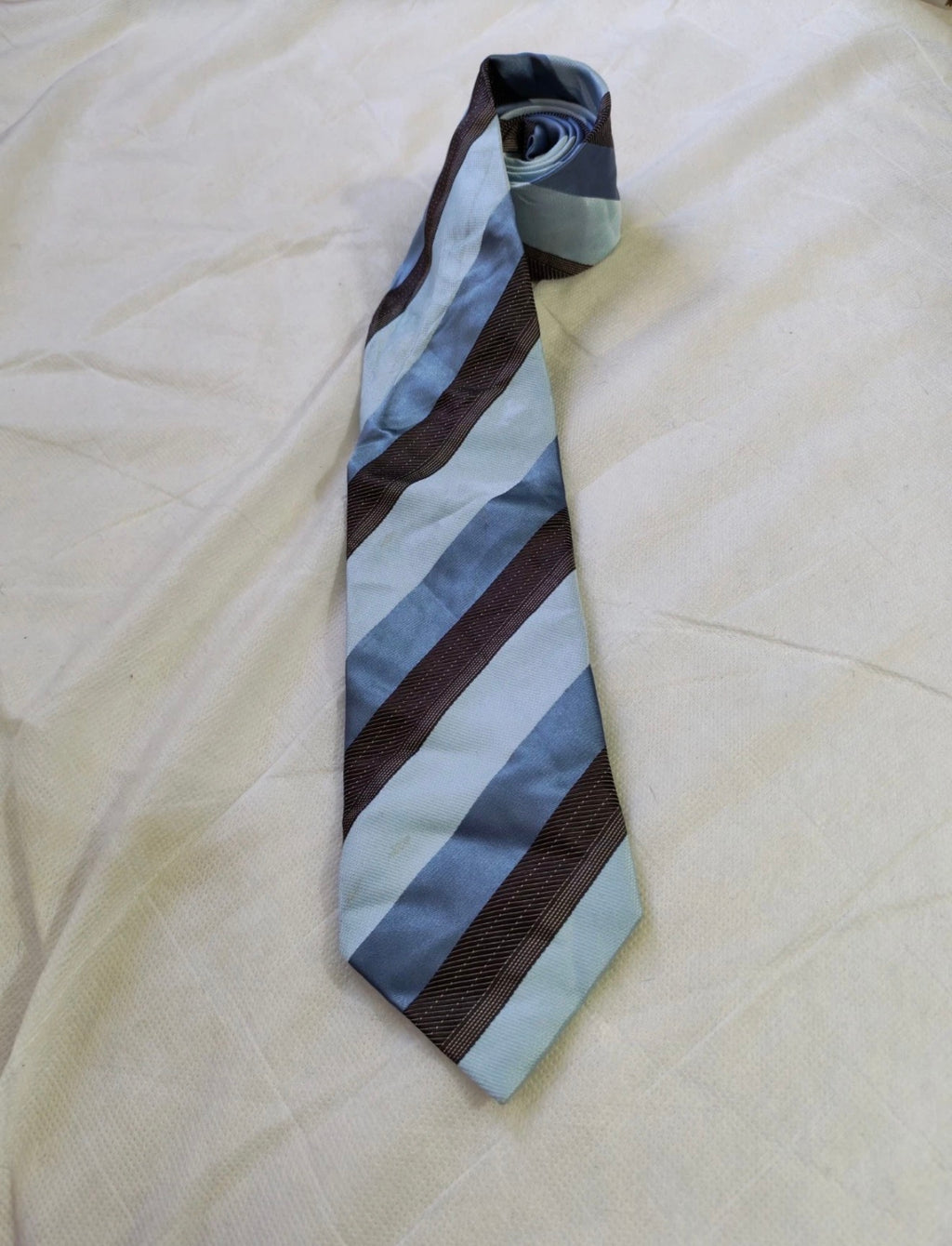 Vintage Ermenegildo Zegna classic 100% all silk fancy Awning neck tie