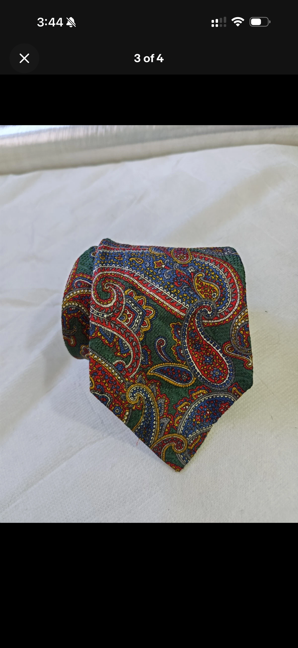 Vintage Yves Saint Laurent YSL 100% all silk Retro luxury paisley green neck tie