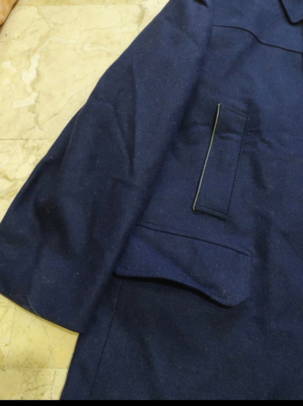 Vintage pure woollen wool classic navy over coat jacket 44R L