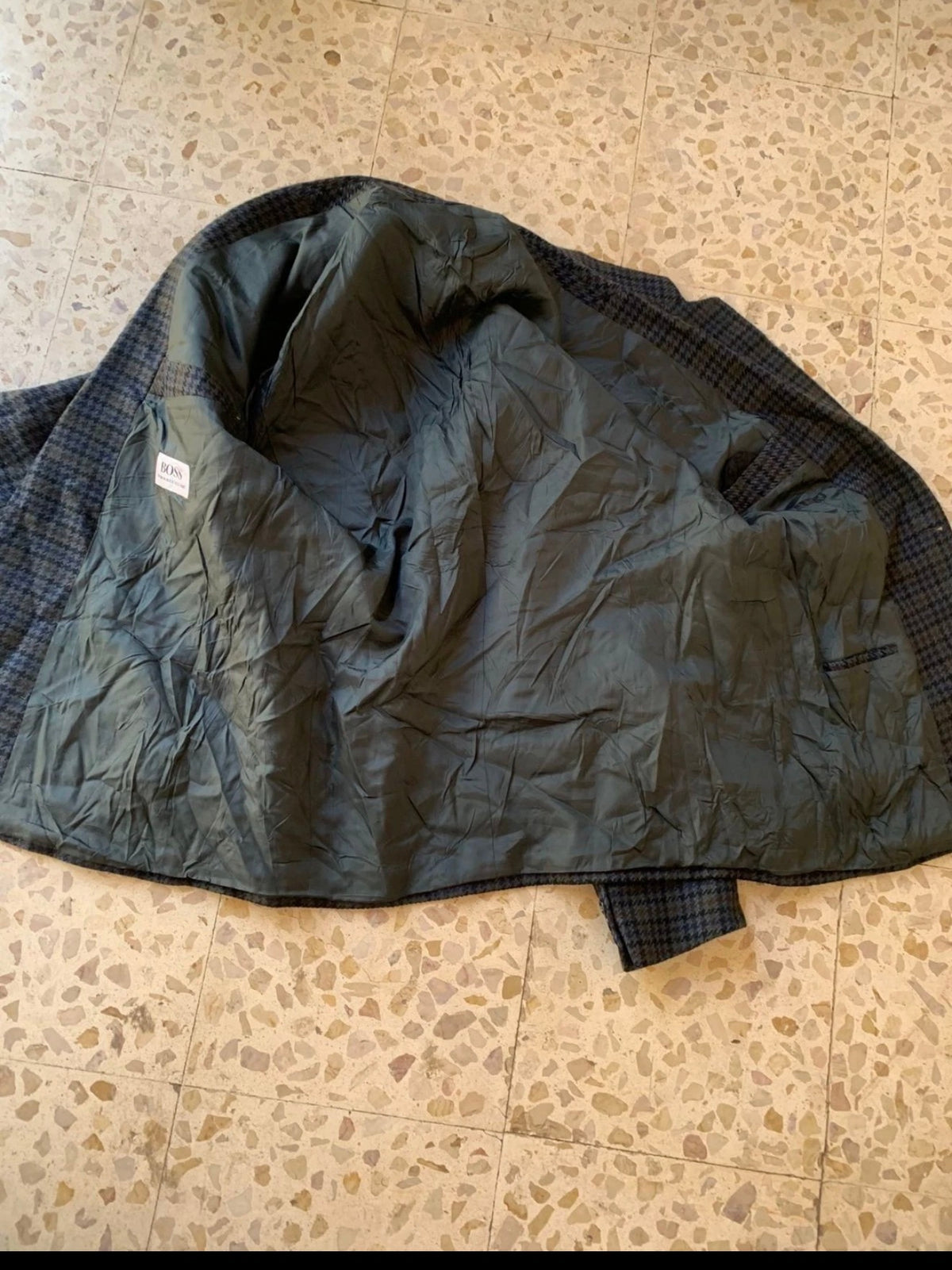 Vintage Hugo Boss pure wool houndstooth classic jacket blazer 44R 44L