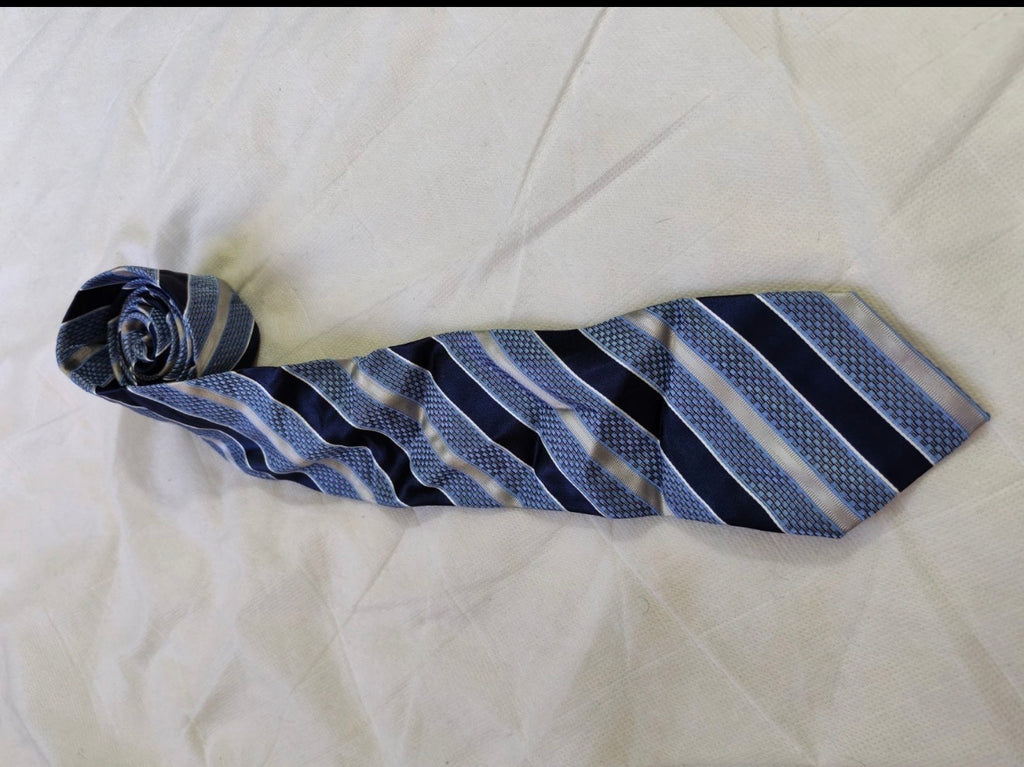 Vintage Ermenegildo Zegna classic 100% all silk fancy Repp neck tie