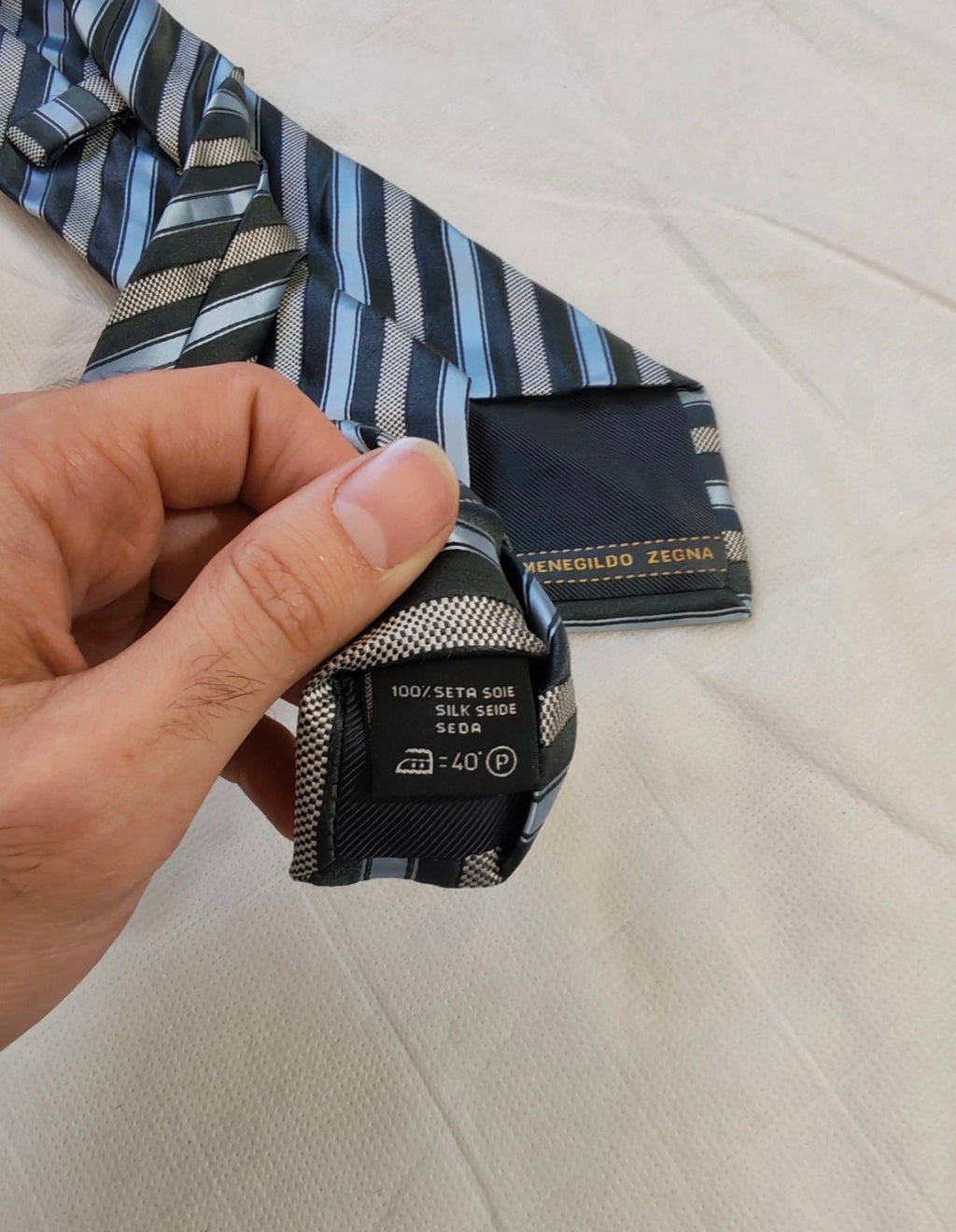 Vintage Ermenegildo Zegna classic 100% all silk fancy Awning neck tie
