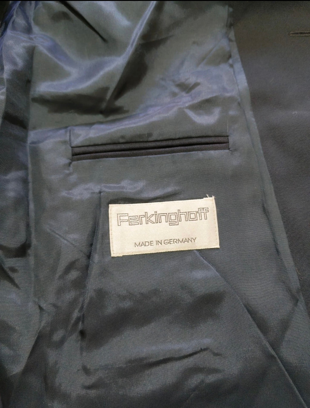 Classic vintage superfine wool 3 piece 3 button navy suit 38R