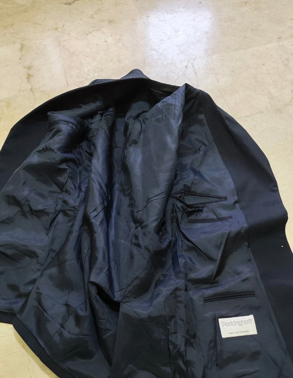 Classic vintage superfine wool 3 piece 3 button navy suit 38R