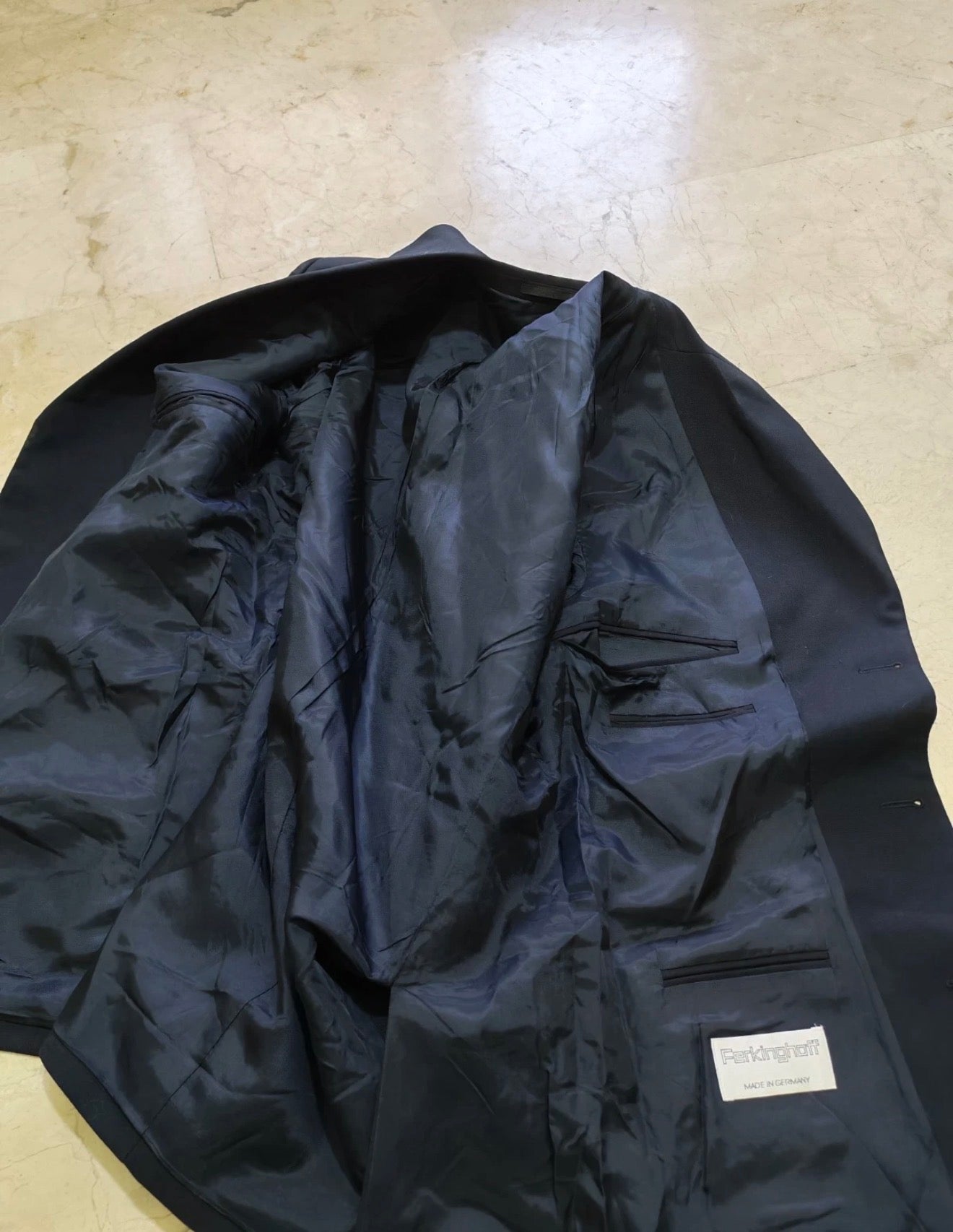 Classic vintage superfine wool 3 piece 3 button navy suit 38R