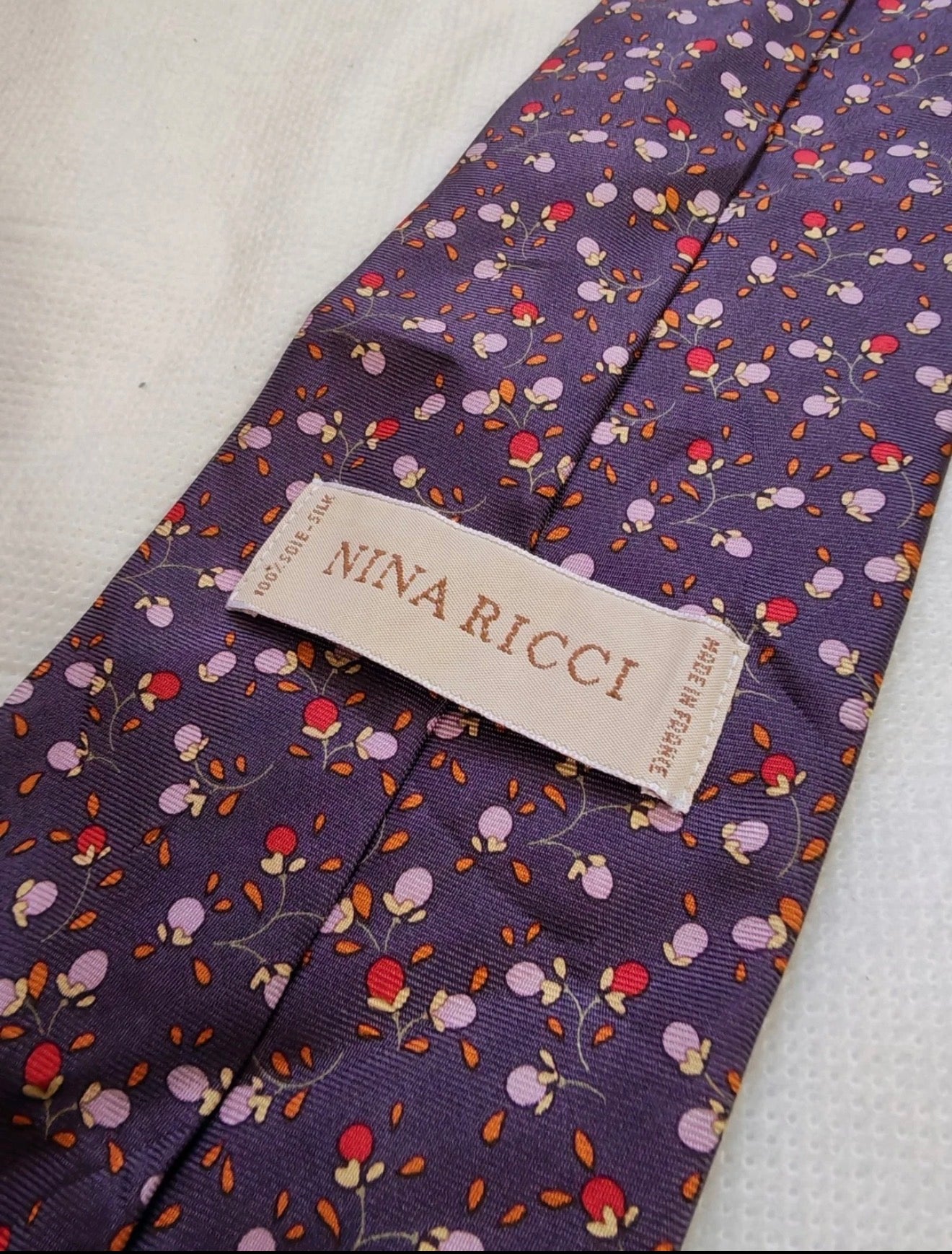 Vintage Nina Ricci classic 100% all silk fancy floral purple neck tie