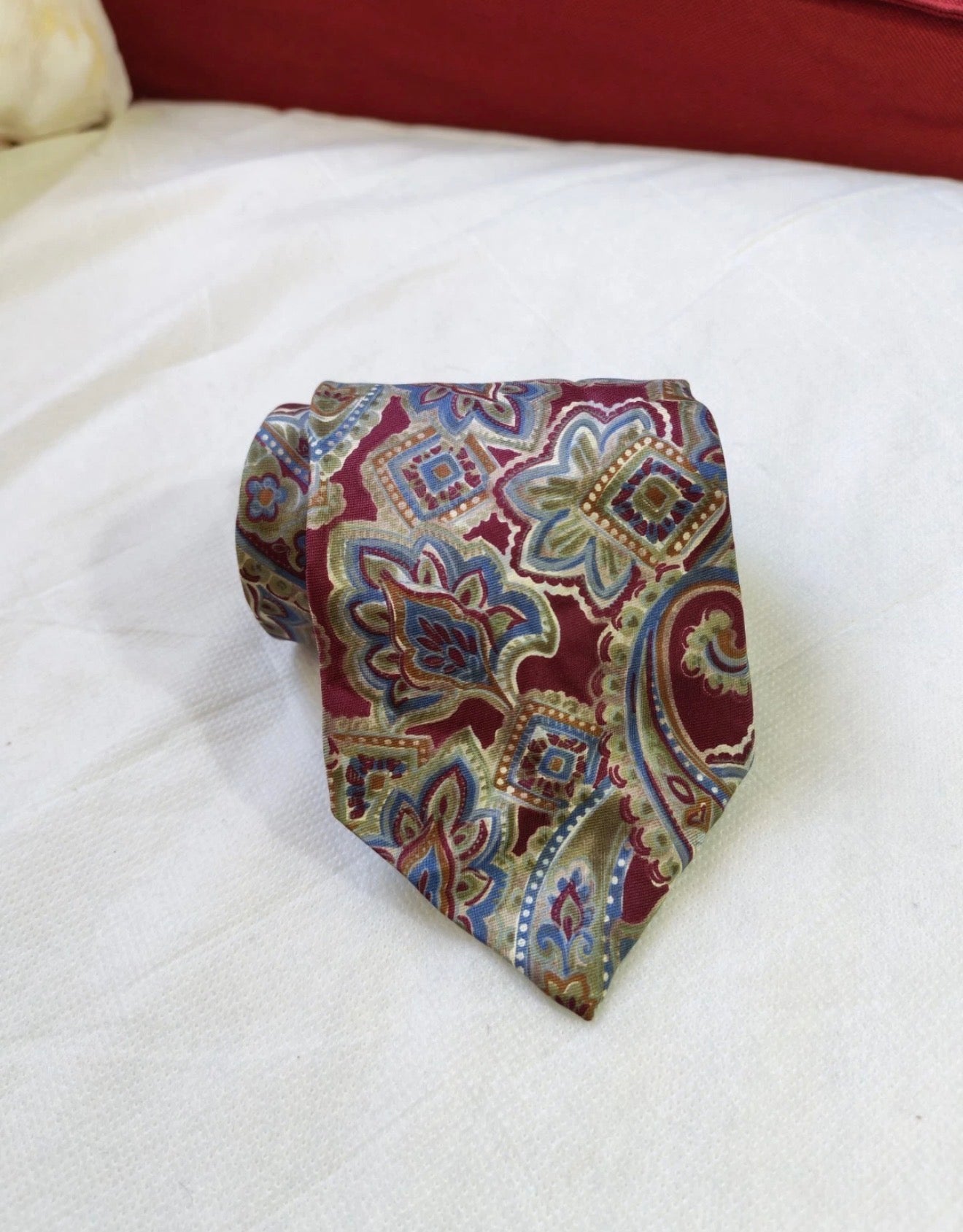Vintage Christian Dior Monsieur 100% all silk luxury paisley floral neck tie