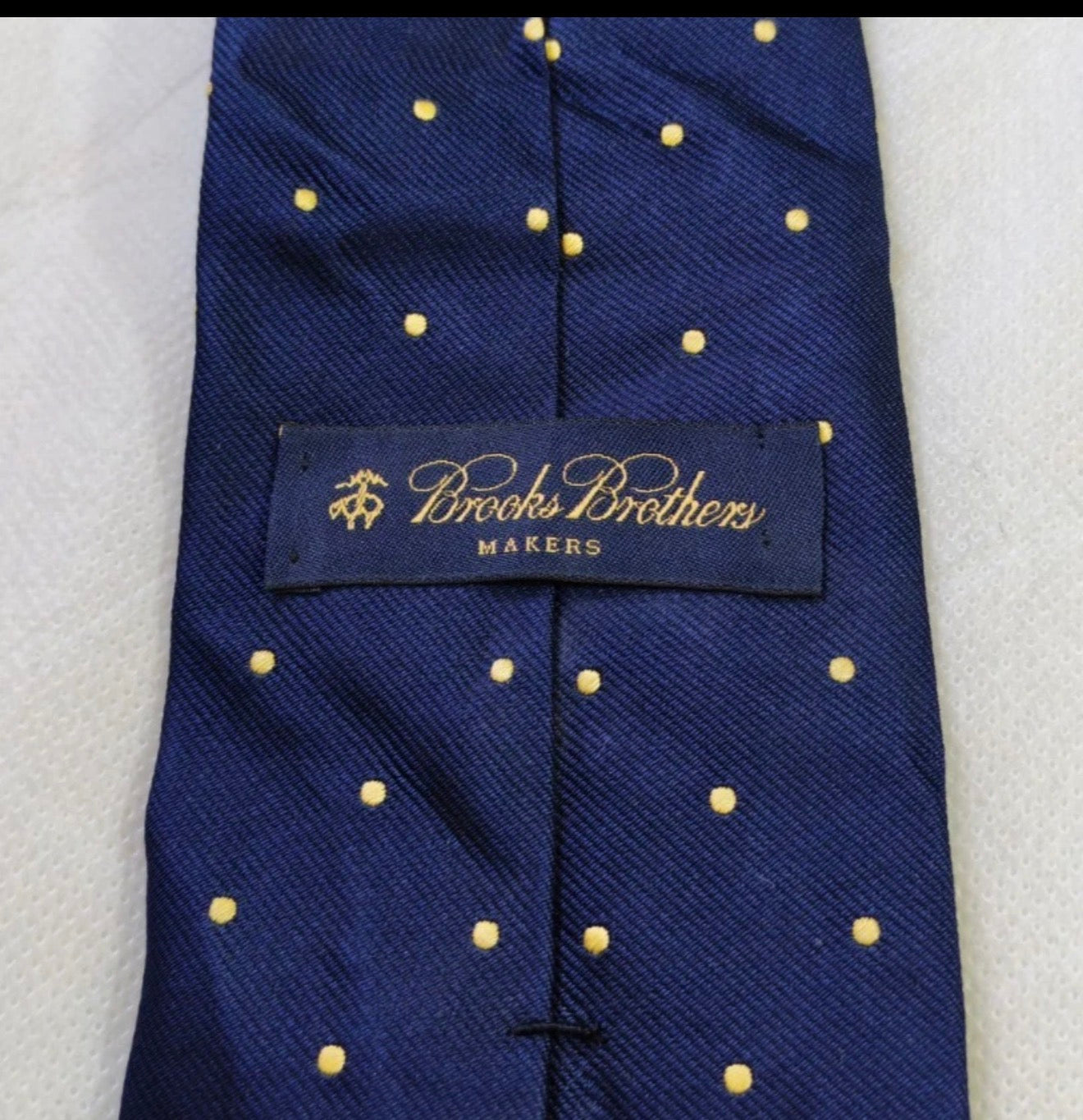 Vintage Brooks Brothers Makers 100% all silk luxury Navy Polkadots neck tie